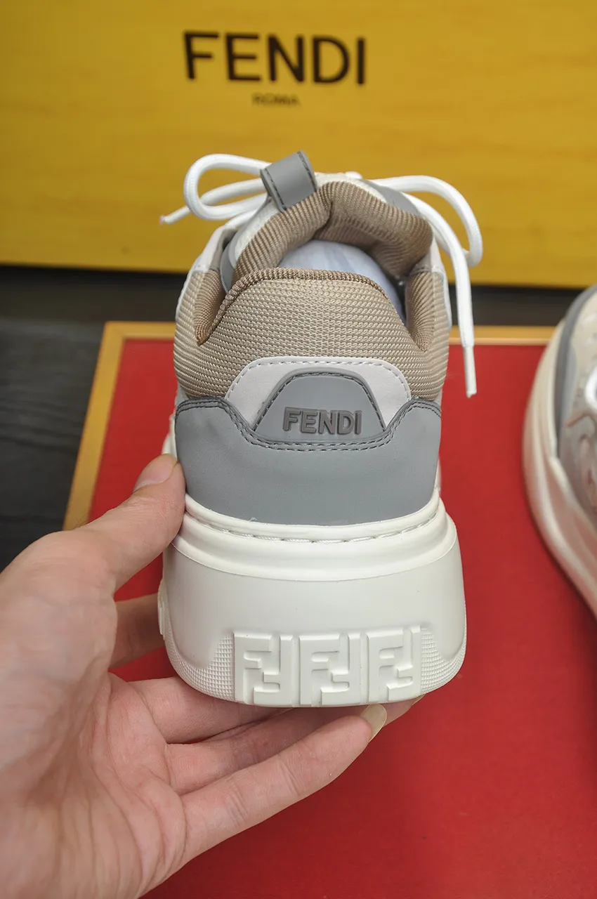 Men's shoes 💰600💶 [Fendi] The latest casual sports shoes 🔥 Many 💑 stars have the same style FD match. The original version is a one-to-one replica. Designer Kim Jones's first fendi match and Donkey brand Trainer basketball sneakers. Material: Original silk mesh. Lining: Breathable mesh. Packaging: Original 1:1 matching high-end packaging. Size: 38-45 (45 is custom-made and cannot be returned or exchanged)